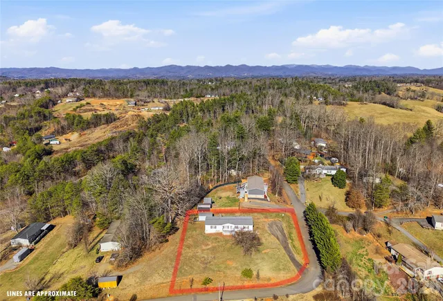 $348,000 | 36 East Ponder Way, Weaverville, NC 28787
