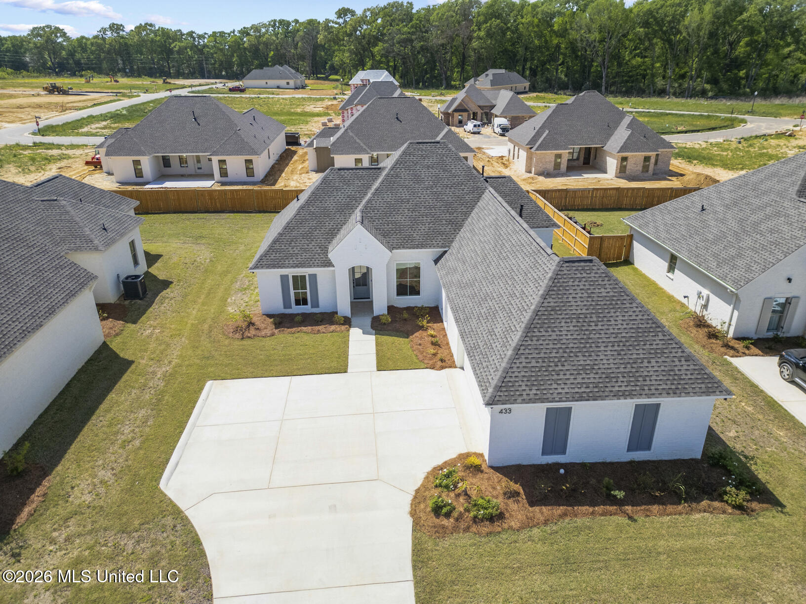 433 Aurora Circle Canton, MS 39046 - Photo 2 of 39 433 Aurora drone-2