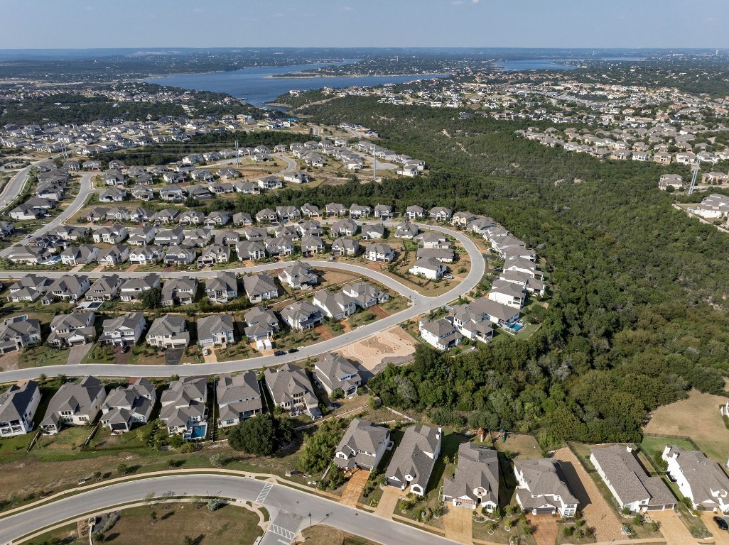 305 Avena Trail Austin, TX 78738 - Photo 33 of 38