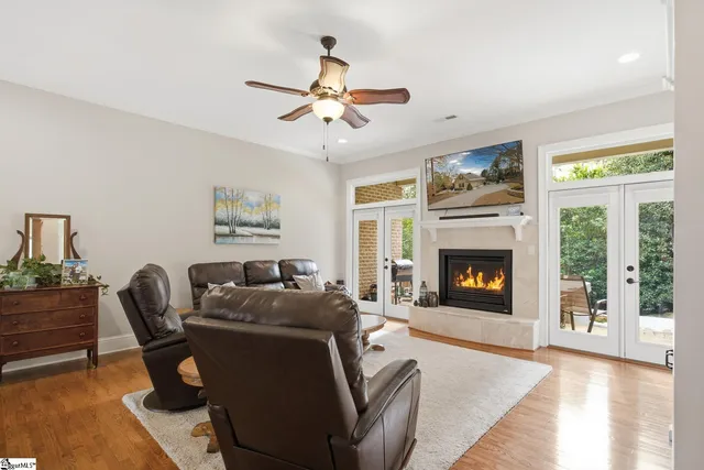 $675,000 | 510 Heron Cove Circle, Seneca, SC 29672