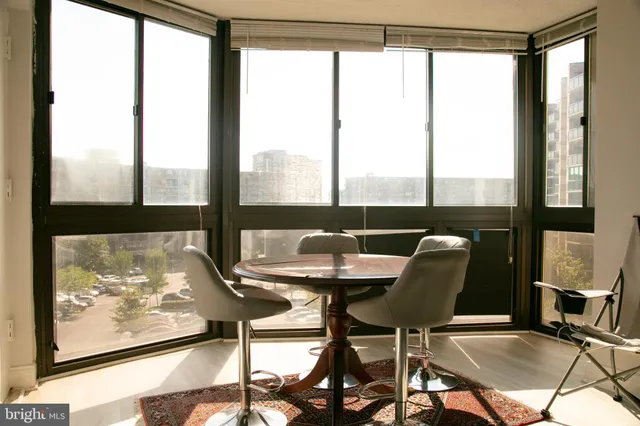 $559,900 | 8350 Greensboro Drive, Unit 517, McLean, VA 22102