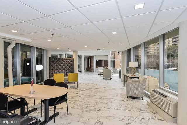 $559,900 | 8350 Greensboro Drive, Unit 517, McLean, VA 22102