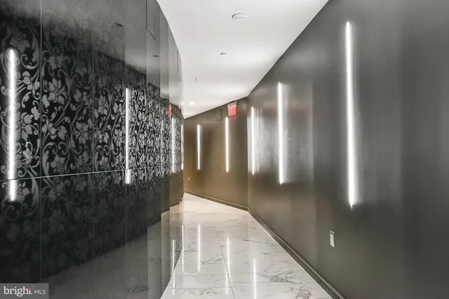 $559,900 | 8350 Greensboro Drive, Unit 517, McLean, VA 22102