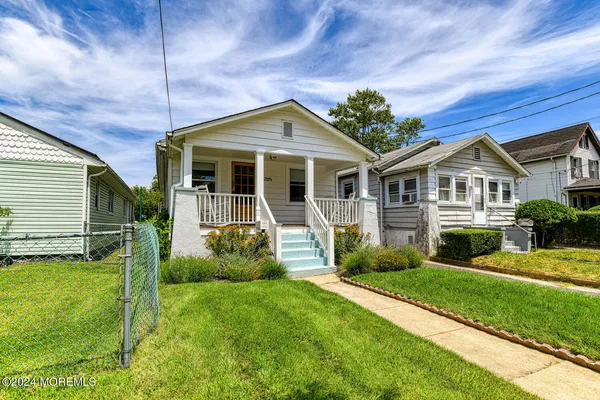 $2,600 | 1225 6th Avenue, Unit 1/2, Neptune, NJ 07753