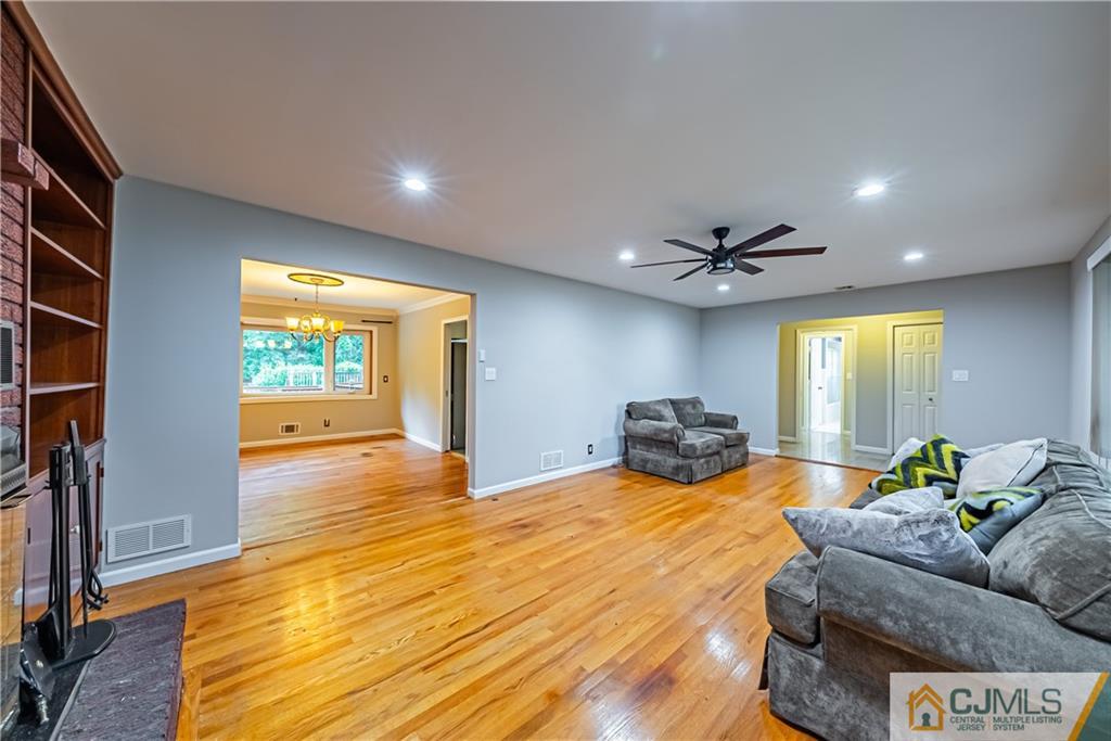 20 Starkin Road Milltown, NJ 08850 - Photo 15 of 66