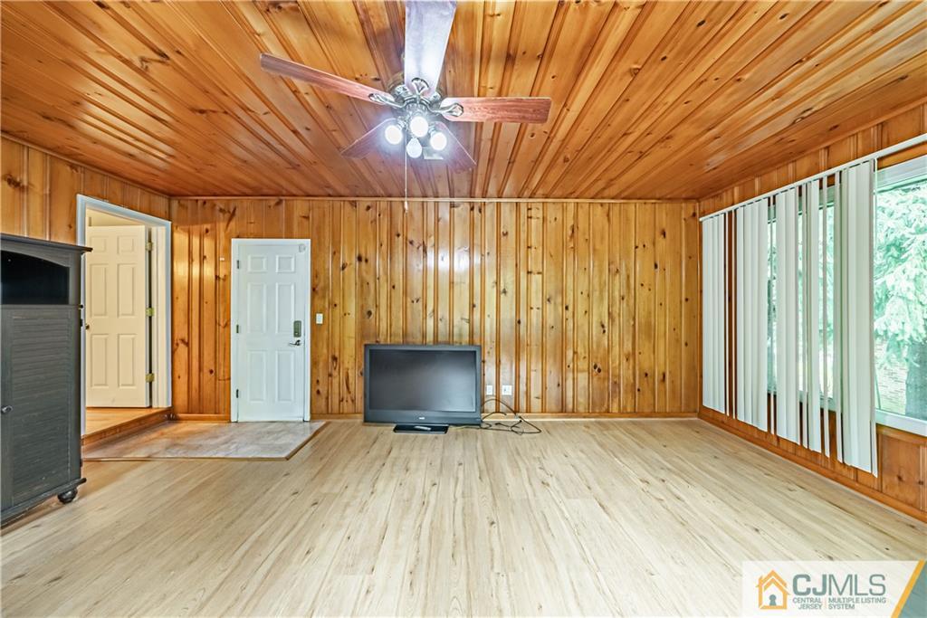 20 Starkin Road Milltown, NJ 08850 - Photo 25 of 66
