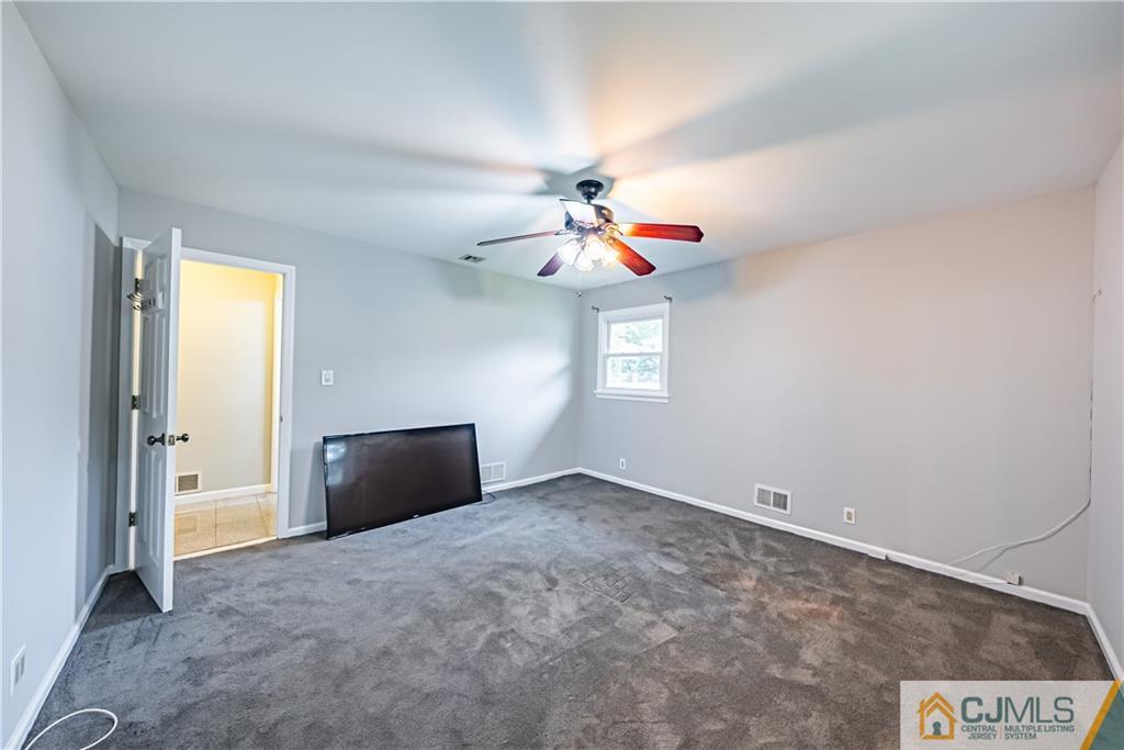 20 Starkin Road Milltown, NJ 08850 - Photo 29 of 66