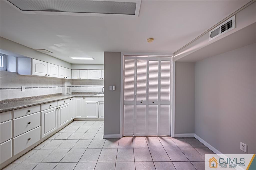 20 Starkin Road Milltown, NJ 08850 - Photo 30 of 66