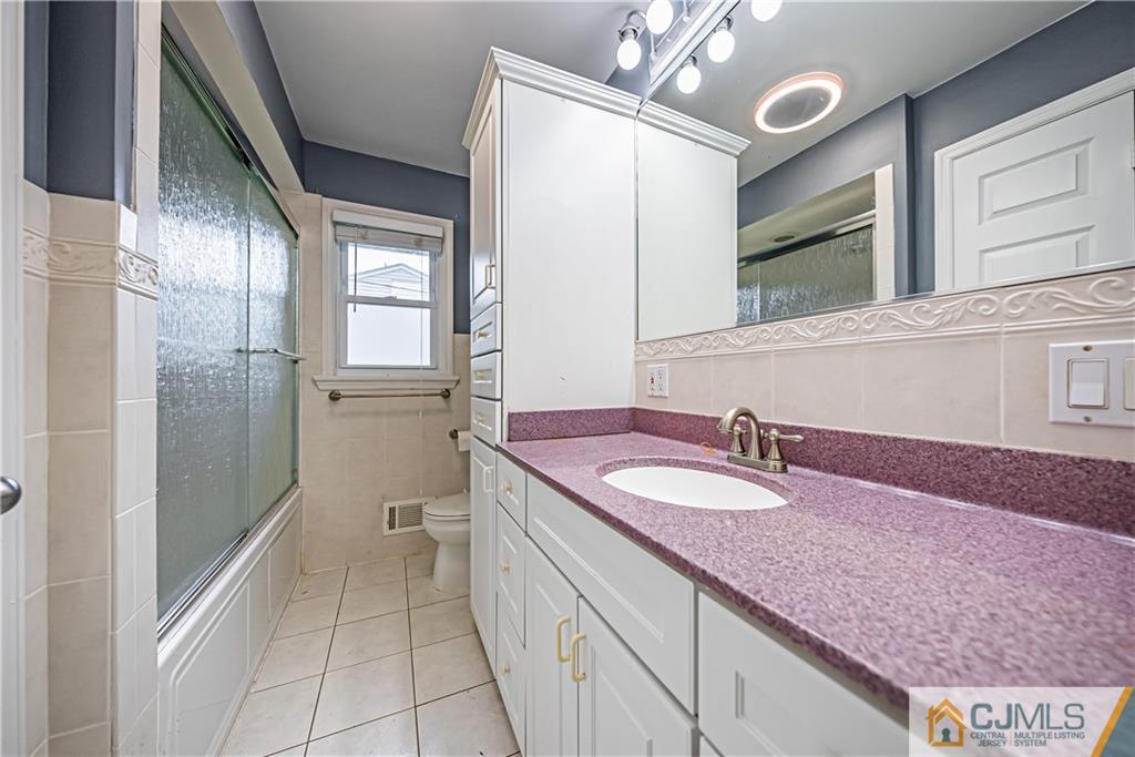 20 Starkin Road Milltown, NJ 08850 - Photo 43 of 66