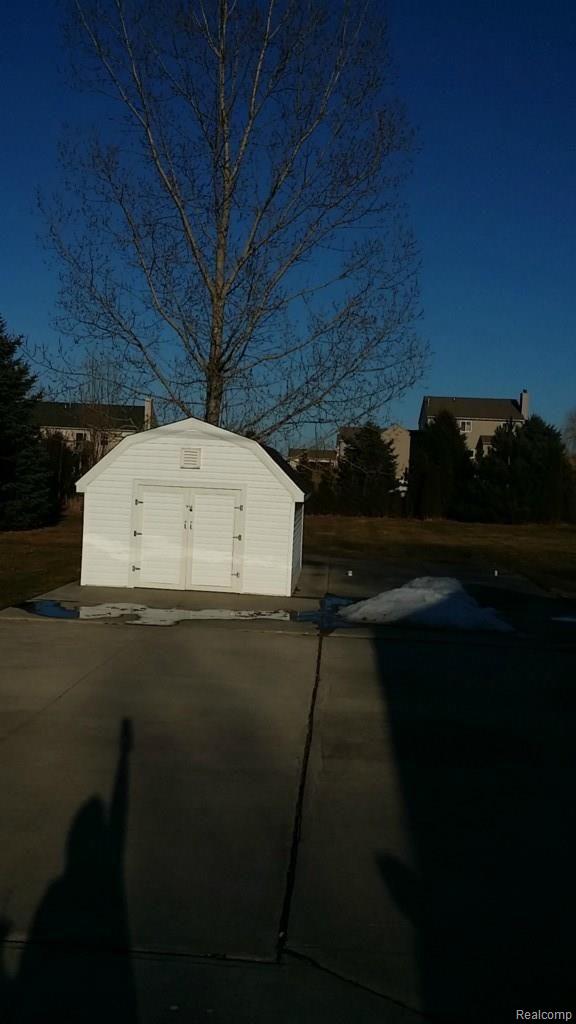 2939 County Farm Road Howell, MI 48843 - Photo 18 of 23 20150322_182549_County Farm Rd.jpg