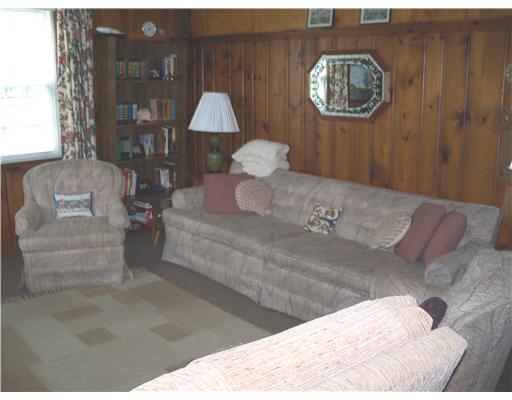 5 Continental Road Narragansett, RI 02882 - Photo 5 of 11 Living Room.
