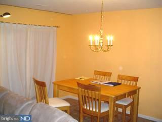 32 Meadow Rue Lane Sicklerville, NJ 08081 - Photo 4 of 6 Gallery Image 4