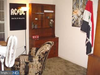 32 Meadow Rue Lane Sicklerville, NJ 08081 - Photo 5 of 6 Gallery Image 5
