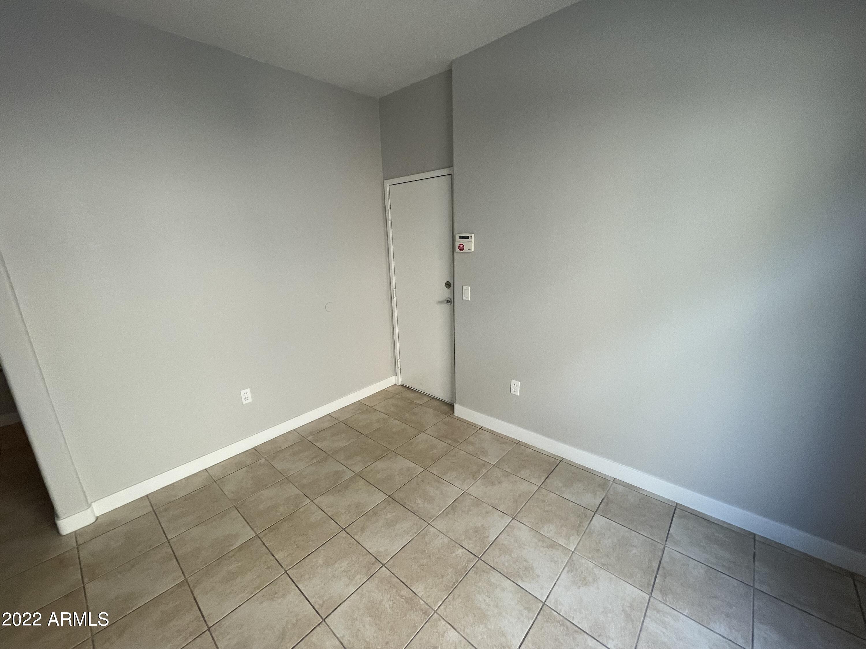2401 East Rio Salado Parkway, Unit 1152 Tempe, AZ 85288 - Photo 18 of 21 Entry from Garage