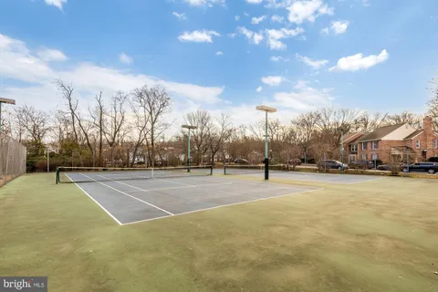 $679,000 | 2446 South Walter Reed Drive, Unit B, Arlington, VA 22206