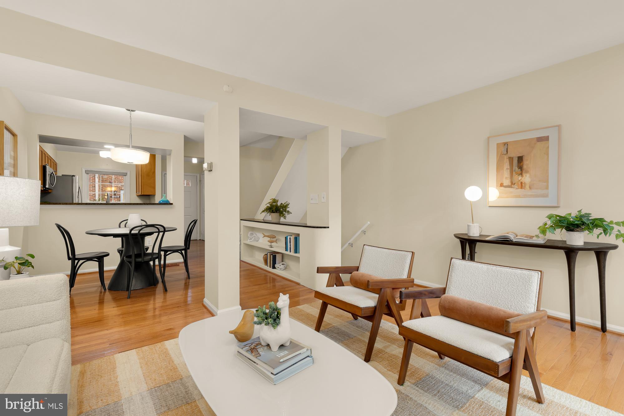 2446 South Walter Reed Drive, Unit B Arlington, VA 22206 - Photo 4 of 26 Modern elegance in a cozy living space.