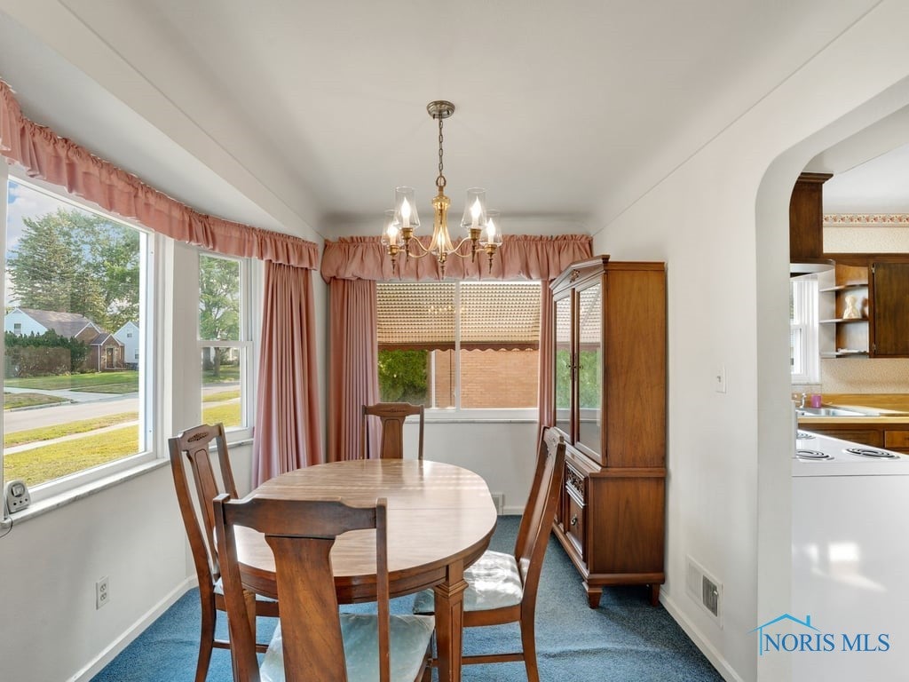 2837 Wyndale Road Toledo, OH 43613 - Photo 11 of 37 Gallery Image 11