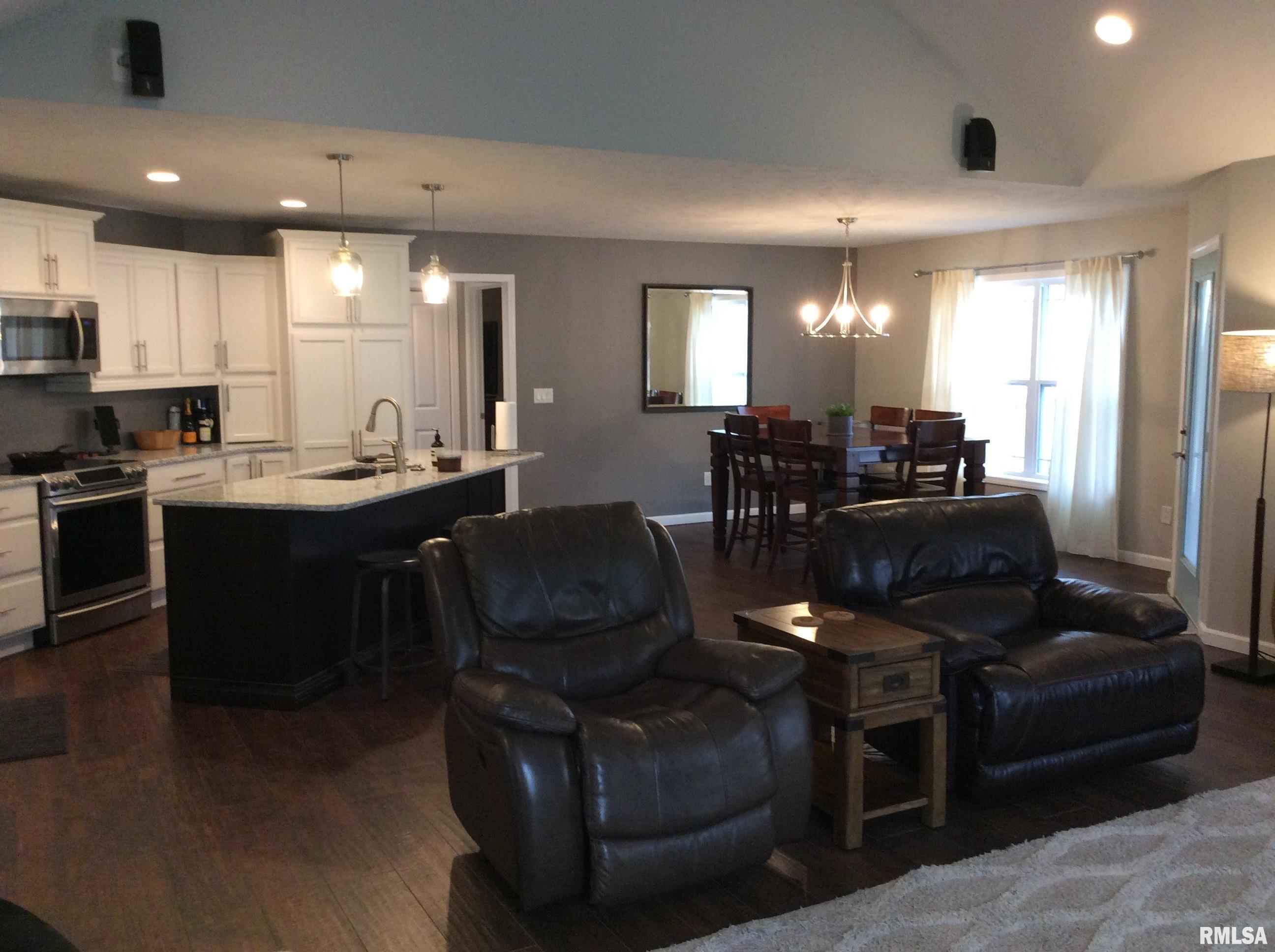 3600 East Bishop Road Mount Vernon, IL 62864 - Photo 7 of 45