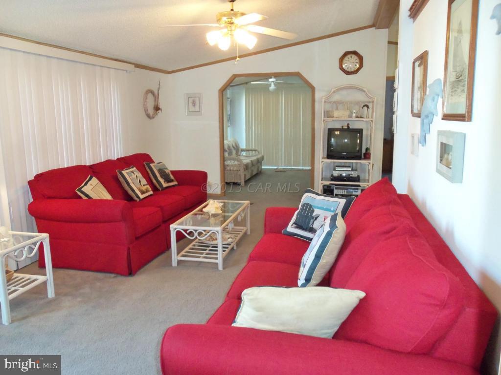 205 Clamshell Road Ocean City, MD 21842 - Photo 6 of 37 Gallery Image 6