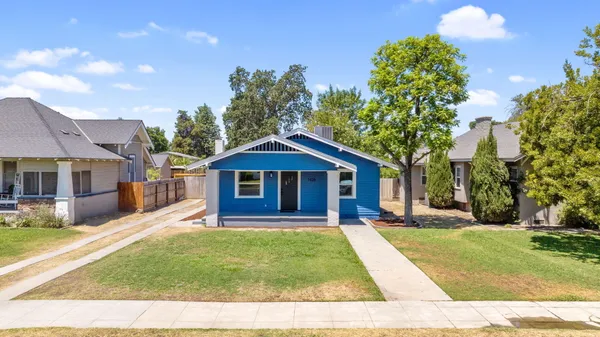 $389,000 | 1426 North Irwin Street, Hanford, CA 93230