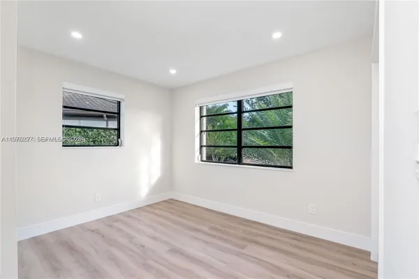 $3,999 | 8421 Southwest 27th Terrace, Miami, FL 33155