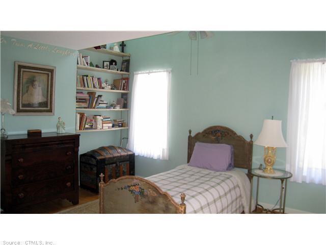 10 Quorn Hunt Road Simsbury, CT 06092 - Photo 1 of 1 Bedroom. This Bedroom has built-in bookshelves