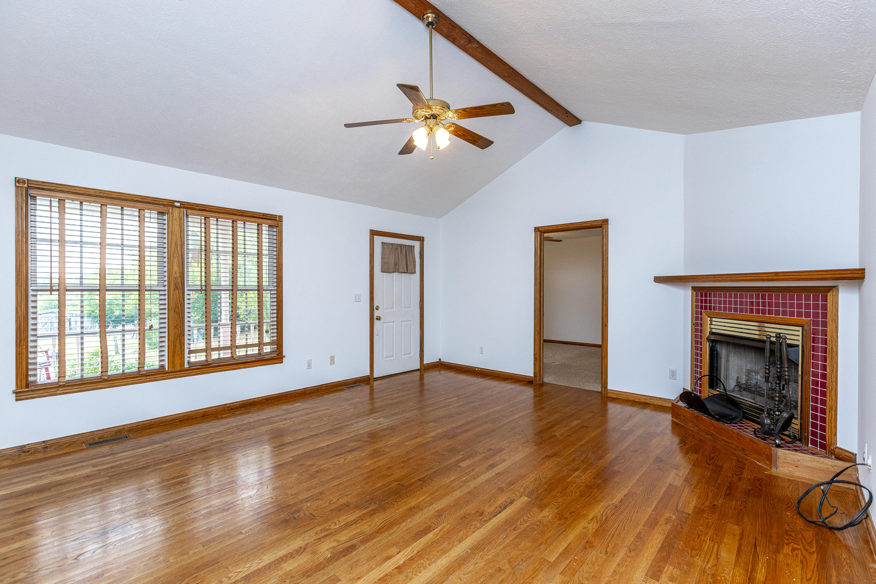 714 Paper Mill Road Lancaster, KY 40444 - Photo 5 of 37 B-1