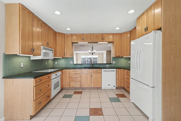 $435,000 | 212 Chauncey Court, Marshall, MI 49068