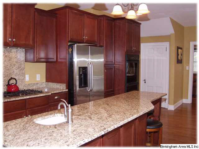 526 Valley Road Birmingham, AL 35206 - Photo 11 of 32 Gallery Image 11