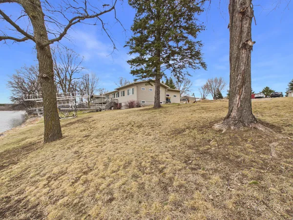 $450,000 | 18291 Emerson Trail, Burtrum, MN 56318