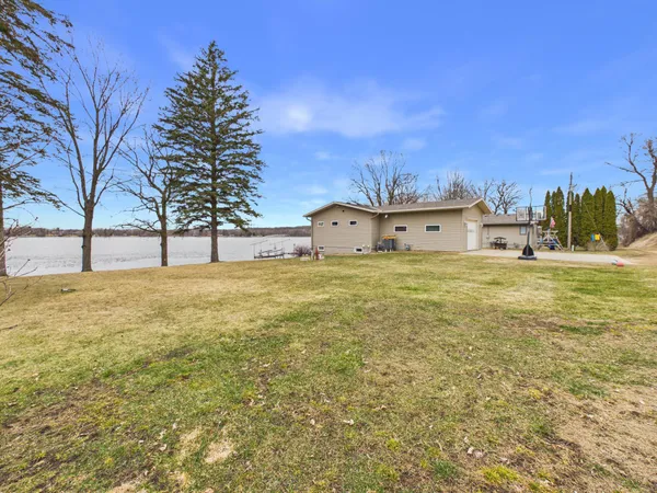 $450,000 | 18291 Emerson Trail, Burtrum, MN 56318