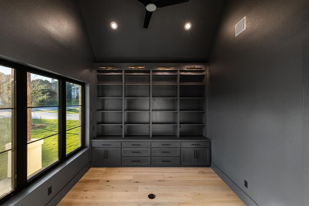 1405 Chelsea Rae Lane Keller, TX 76262 - Photo 4 of 40