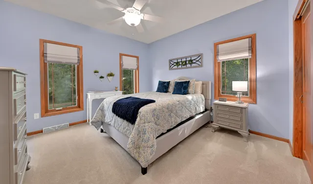 $934,900 | 732 River Reserve Drive, Hartland, WI 53029