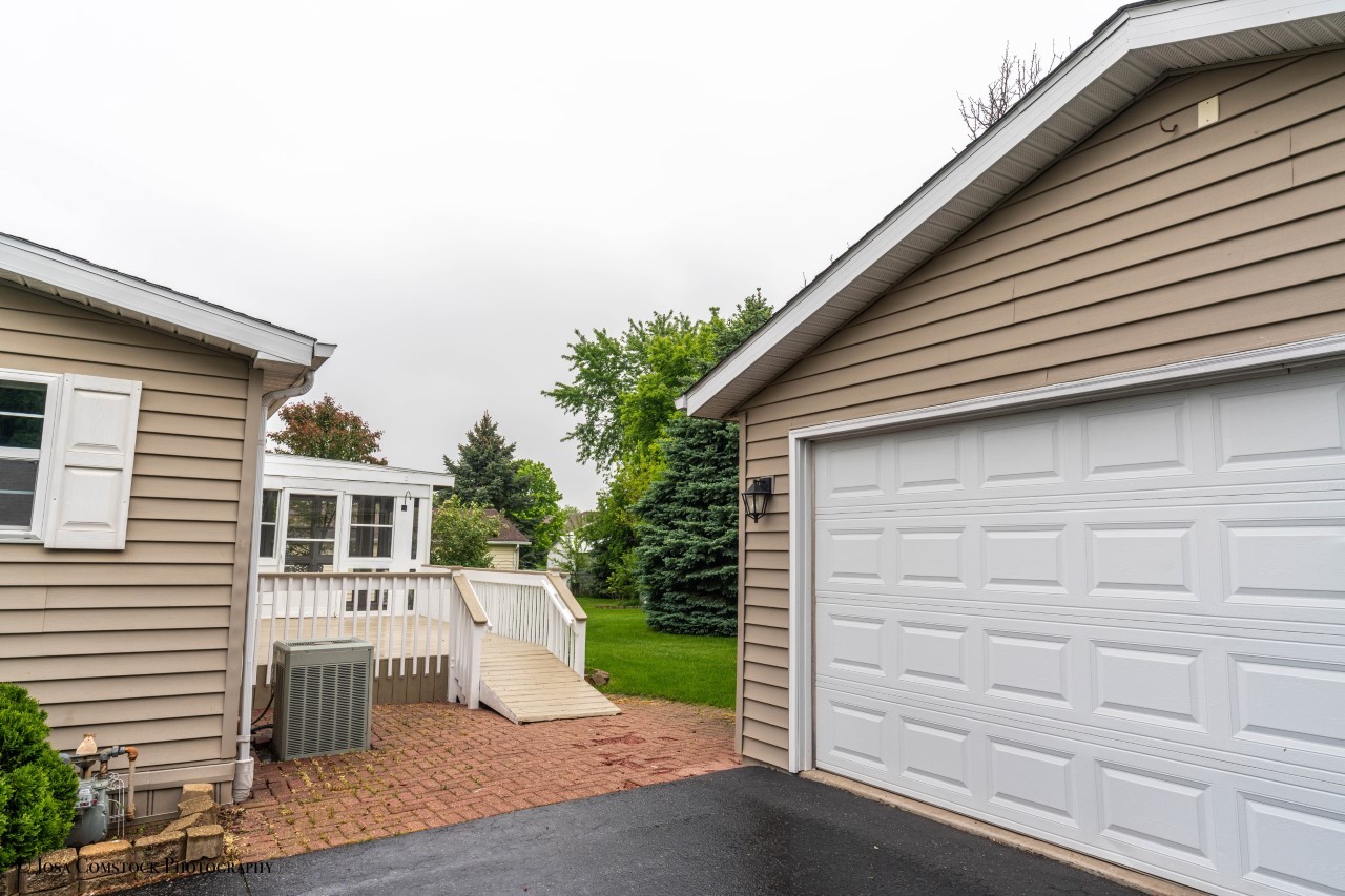 895 Cayuga Trail Marengo, IL 60152 - Photo 31 of 39 a view of house with a outdoor space
