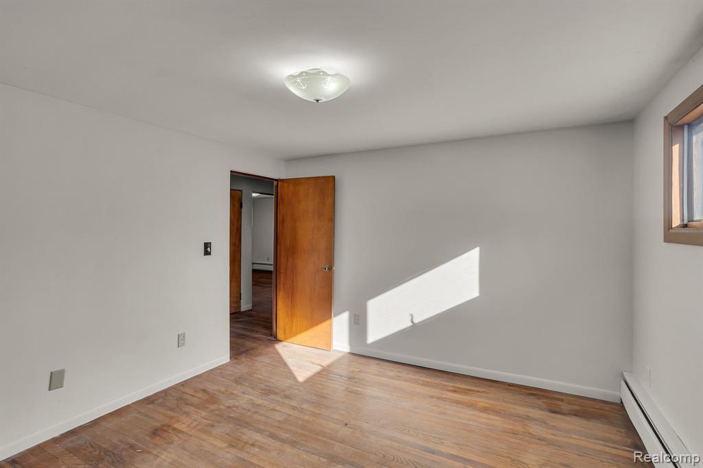 3318 Metcalf Road Fort Gratiot, MI 48059 - Photo 14 of 25 Gallery Image 14