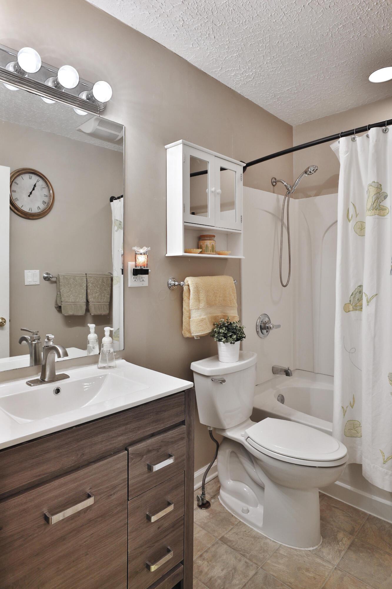 1774 Audrey Road Columbus, OH 43224 - Photo 11 of 29 1774-Audrey-11