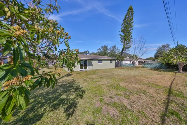 $2,250 | 6025 Florida Circle South, Apollo Beach, FL 33572