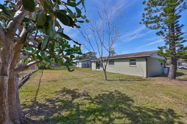 $2,250 | 6025 Florida Circle South, Apollo Beach, FL 33572