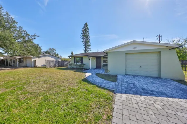 $2,250 | 6025 Florida Circle South, Apollo Beach, FL 33572