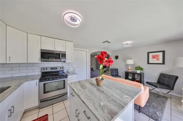 $2,250 | 6025 Florida Circle South, Apollo Beach, FL 33572