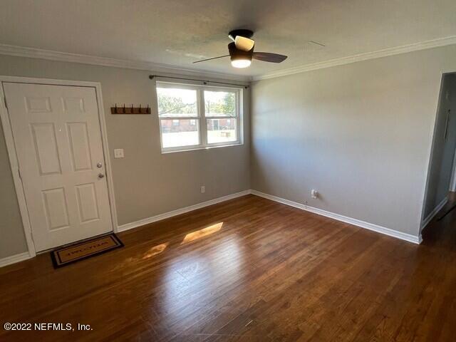 2714 Randy Road Jacksonville, FL 32216 - Photo 3 of 31 Living Room/Entry