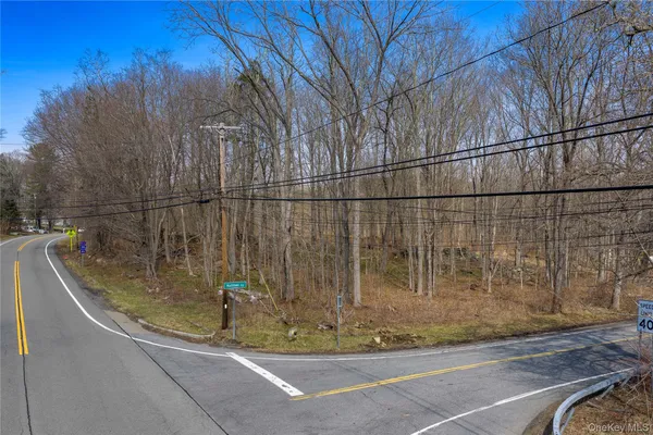 $325,000 | 576 Holmes Road, Holmes, NY 12531