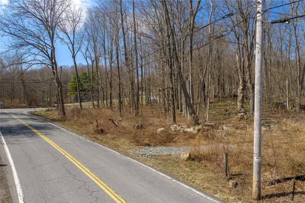 $325,000 | 576 Holmes Road, Holmes, NY 12531