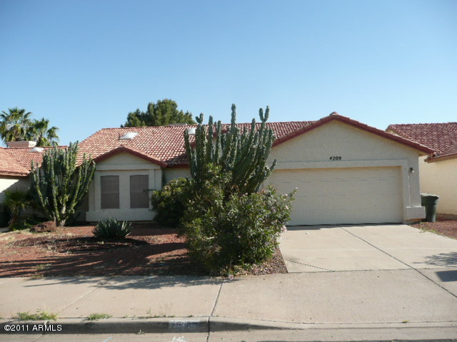 4209 East Frye Road Phoenix, AZ 85048 - Photo 1 of 9 FRONT