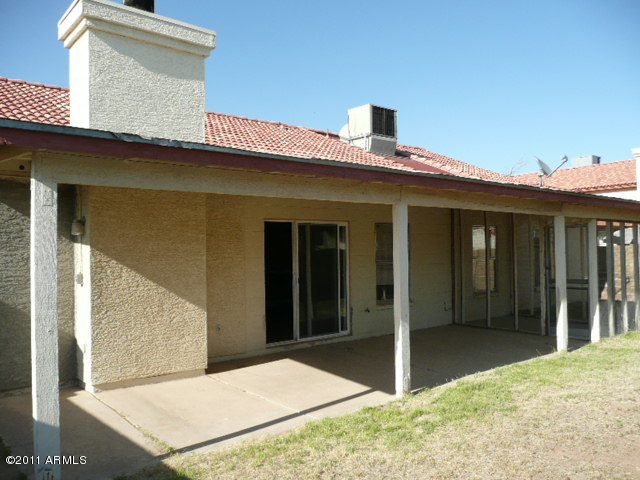 4209 East Frye Road Phoenix, AZ 85048 - Photo 5 of 9 REAR