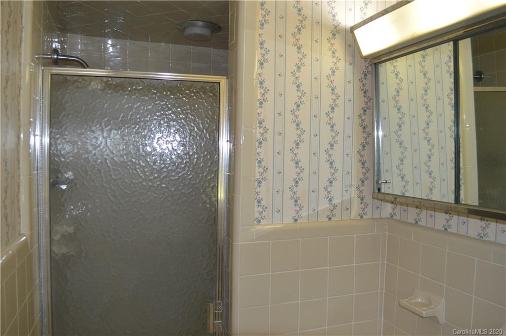 442 Patrick Road Gastonia, NC 28056 - Photo 19 of 27 Gallery Image 19
