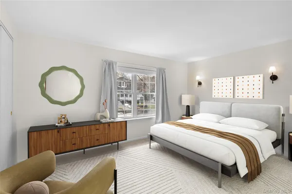 $2,900 | 17 Fairview Street, Unit A, Huntington, NY 11743