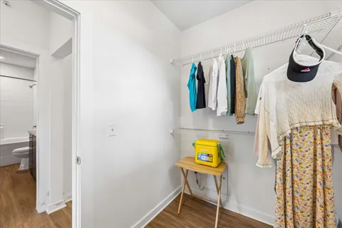 $2,550 | 1900 Barton Springs Road, Unit 4041, Austin, TX 78704