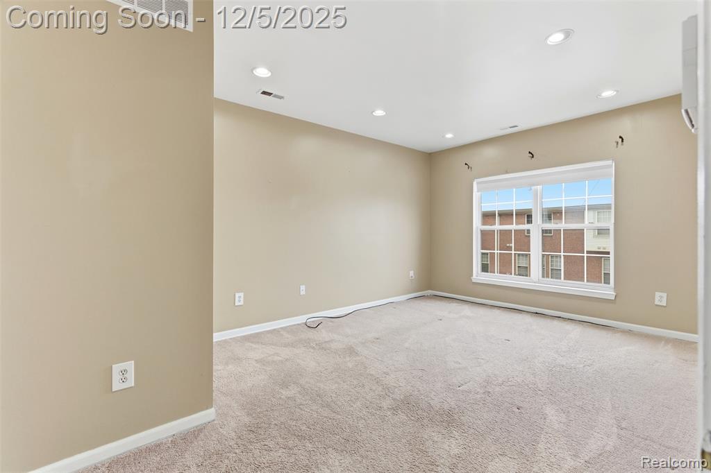 20336 Rodeo Court Southfield, MI 48075 - Photo 10 of 20 Gallery Image 10