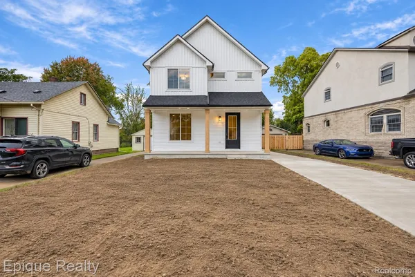 $680,000 | 831 Goodale Avenue, Clawson, MI 48017